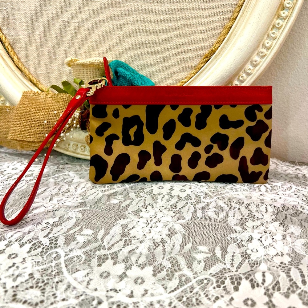 KATE SPADE wristlet EUC